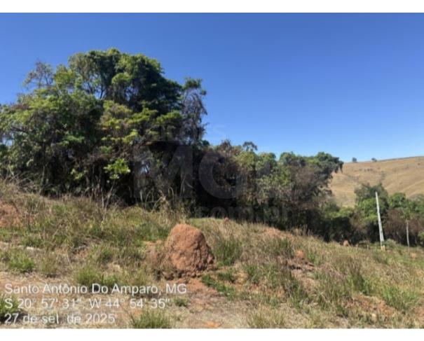 Foto de SANTO ANTÔNIO DO AMPARO/MG — Lote com área de 200m² no Residencial Ouro Branco