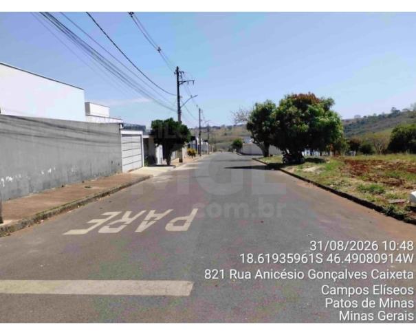 Foto de PATOS DE MINAS/MG - Lote urbano com área de 4.244,62 m², localizado no bairro Campos Elíseos 