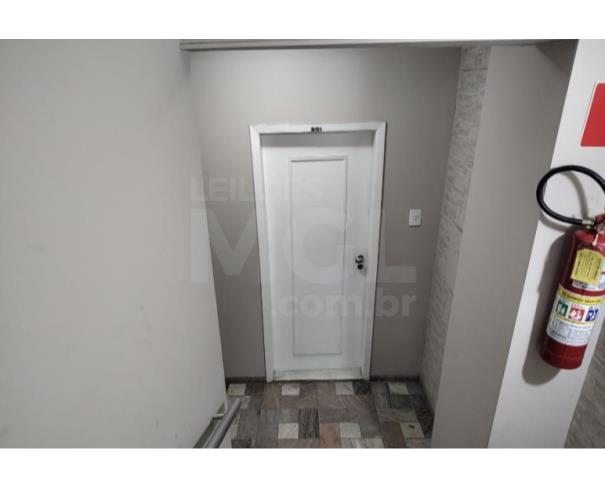 Foto de PONTE NOVA/MG – Apartamento com a área de 100,00m², situado no Centro