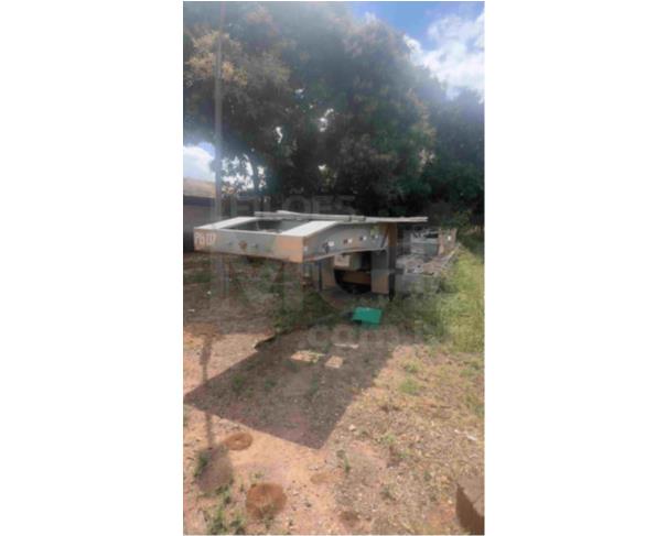 Foto de TERESINA/PI - Prancha Baixa Librerato SRPF 3E Implemento Rodoviário – 2009