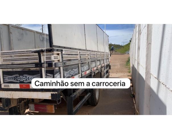 Foto de LAGOA DOURADA/MG - Hyundai HD 80, 2017/2018