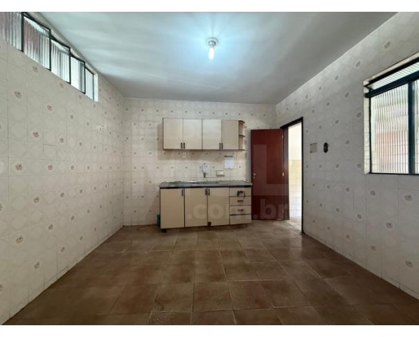 Foto de JUIZ DE FORA/MG – Casa residencial situada no bairro São Mateus 