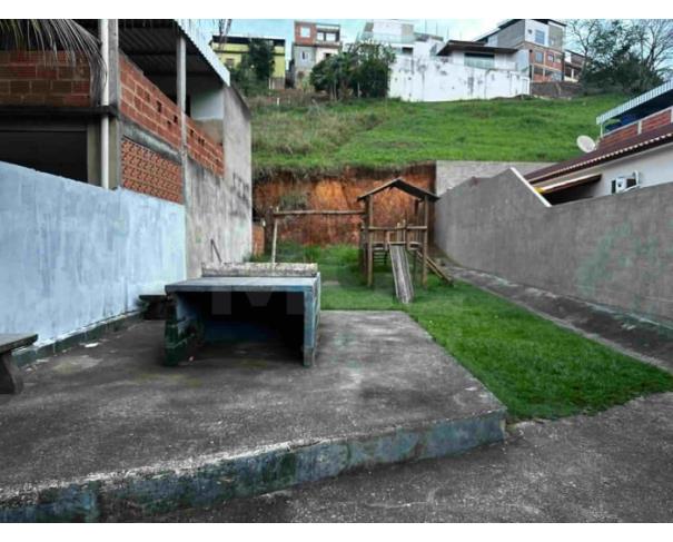 Foto de PIRAPETINGA/MG - Terreno urbano com 687,82m² no Bairro Santa Efigênia