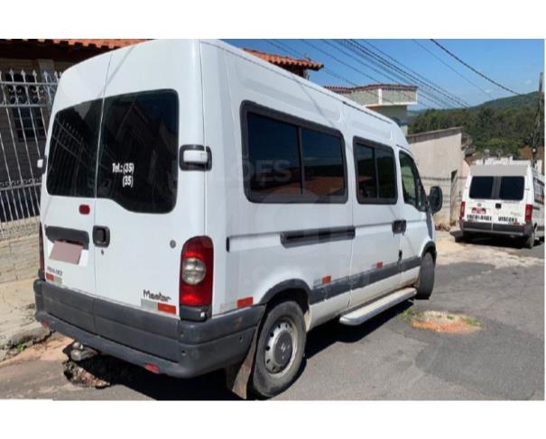 Foto de TRÊS CORAÇÕES/MG - Micro-ônibus RENAULT Master Bus 16 DCI - 2007/2007