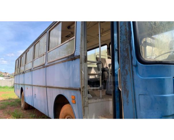 Foto de LAGOA DOURADA/MG - Ônibus Mercedes Benz OF 1318, 1992/1992