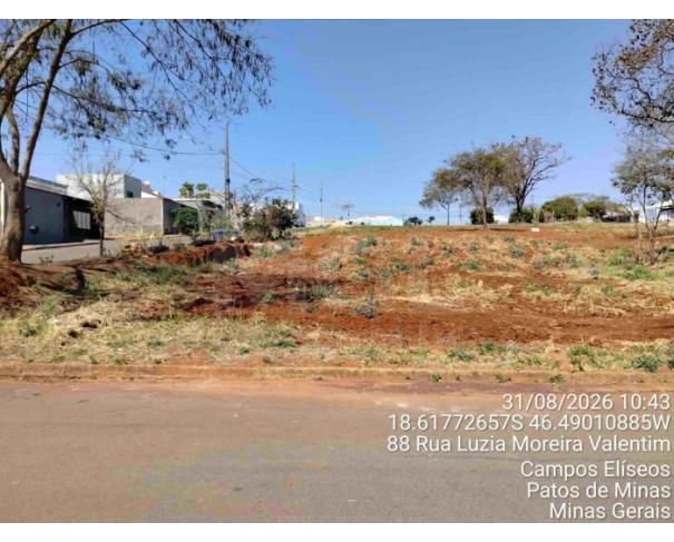 Foto de PATOS DE MINAS/MG - Lote urbano com área de 4.244,62 m², localizado no bairro Campos Elíseos 