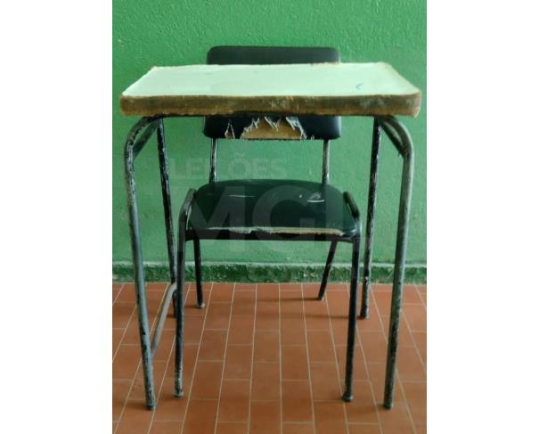 Foto de SENADOR CORTES/MG - Lote de sucatas inservíveis e de diversas categorias.
