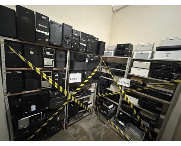 Foto de AMARGOSA/BA - Sucatas de equipamentos de informática inservivéis
