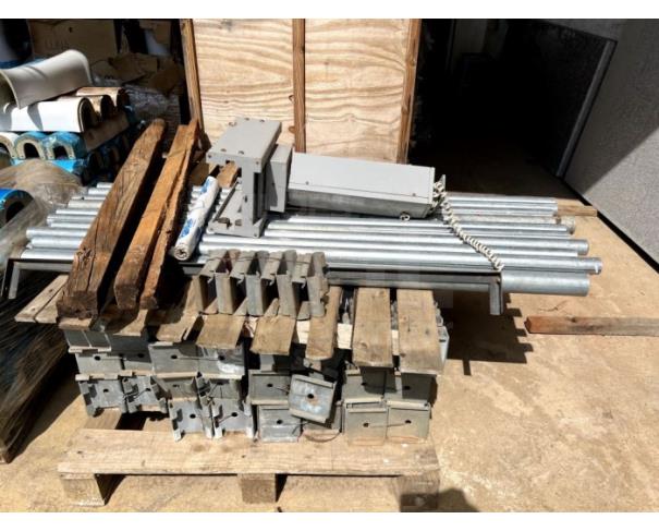 Foto de LAVRAS/MG - MATERIAIS DE METAL