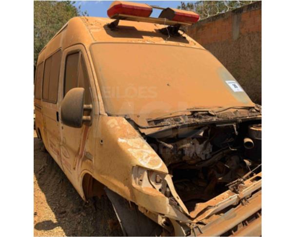 Foto de SÃO JOÃO DA PONTE/MG - Caminhonete Fiat/Ducato M Rontan AMB, 2005/2005