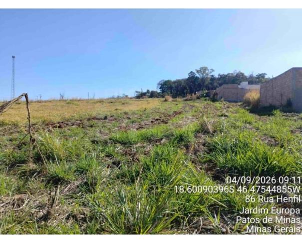 Foto de PATOS DE MINAS/MG - Lote urbano com área de 9.757,28 m², localizado no bairro Morada da Serra