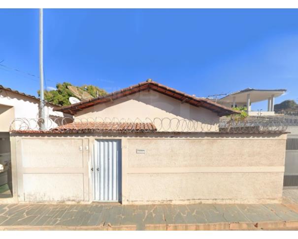 Foto de BOCAIÚVA/MG — [Fração ideal de 20% sobre] uma casa no Centro