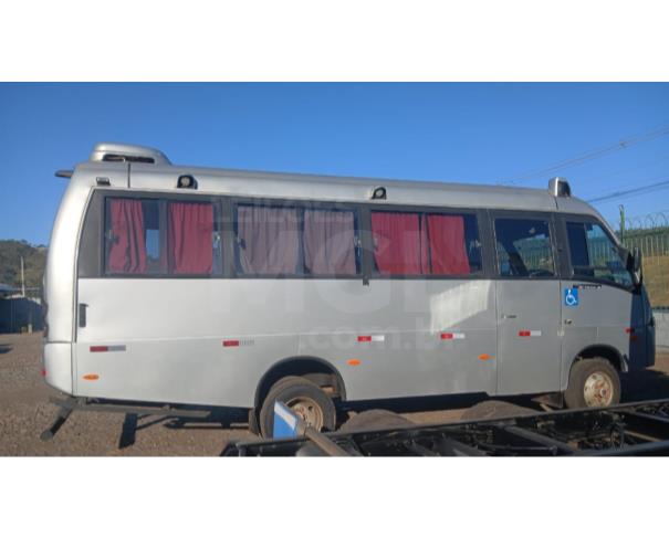 Foto de ITAÚNA/MG- MICRO-ONIBUS MARCOPOLO VOLARE V8L 4X4  ON 2023/2024- PA13374