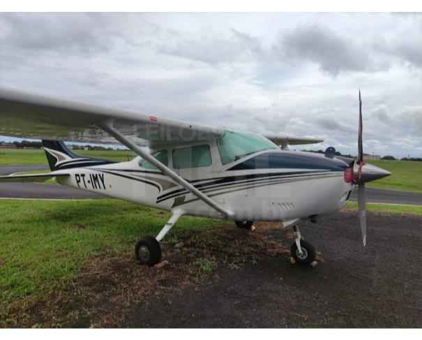 Foto de Uberaba -MG - AERONAVE (AVIÃO) CESSNA AIRCRAFT - MODELO 182P - ANO 1973 - P72199