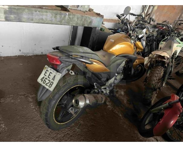 Foto de CAPIVARI/SP - VEÍCULO CONSERVADO - HONDA/CB 300R - 2009/2010