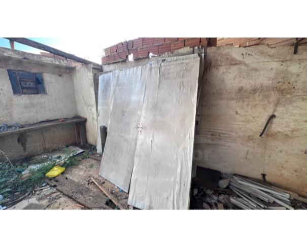 Foto de MATEUS LEME/MG - Lote de sucata de Portas