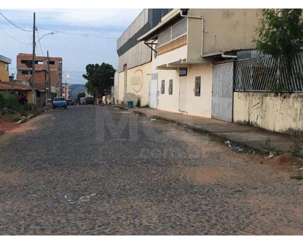 Foto de SÃO SEBASTIÃO DO OESTE/MG — Galpão Industrial com terreno de 2.025,62m² no bairro Nossa Senhora Aparecida