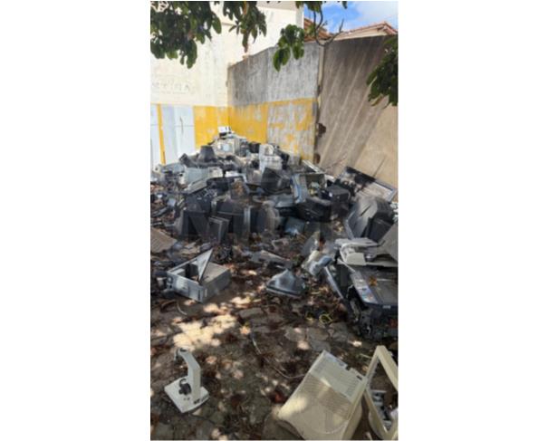 Foto de ADUSTINA/BA - Eletrônicos e Mobiliários Inutilizáveis (Sucatas)