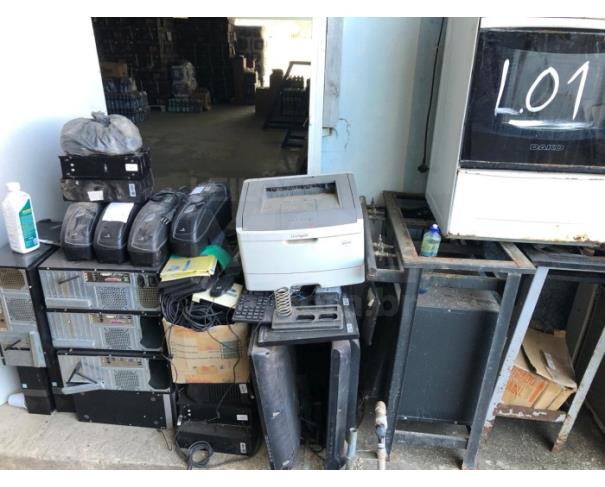 Foto de PRESIDENTE KENNEDY/ES - Sucata (fogão, ar condicionado, tv, monitor, nobreak, cpu micro-ondas, bebedouros e purificador d’água.)