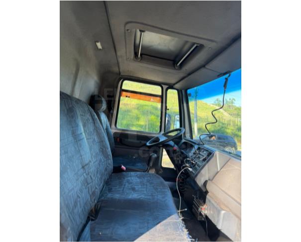 Foto de BELO HORIZONTE/MG  CONJUNTO FORD CARGO 816 RODOMOURA - CAVALO TRATOR COM A PRANCHA 02 EIXOS