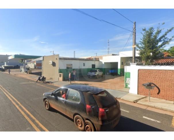 Galpão no Centro em Campina Verde/MG — foto 1