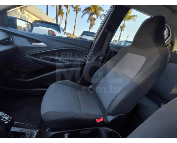 Foto de ITAÚNA/MG- CHEVROLET ONIX HATCH 1.0 12V FLEX 5P MEC. 2023/2024- PA1332