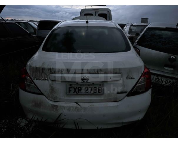 Foto de JUNDIAÍ/SP-VEÍCULO CONSERVADO-I/NISSAN VERSA 16SL FLEX-2014/2014