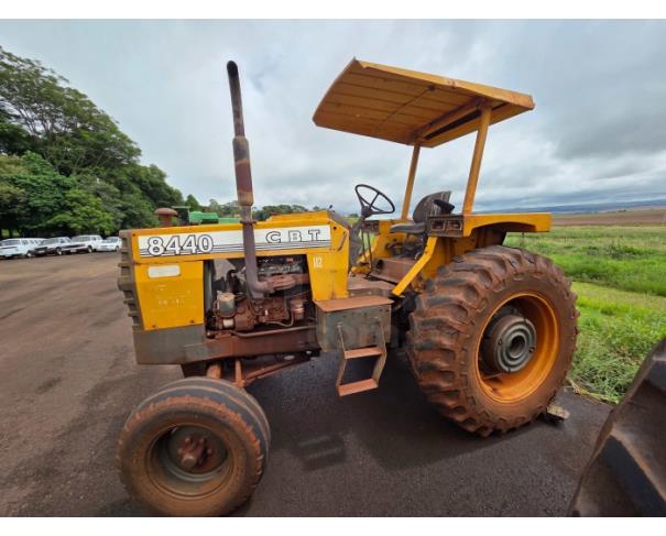 Foto de LONDRINA/PR - TRATOR AGRÍCOLA 4X2 MARCA CBT, MODELO 8440