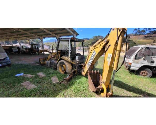 Foto de SANTA MARIA MADALENA/RJ - Retroescavadeira Randon RK 406, 4x4