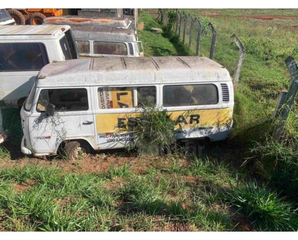 Foto de PARDINHO/SP - Camioneta Volkswagen / Kombi, 2001/2002, GASOLINA 