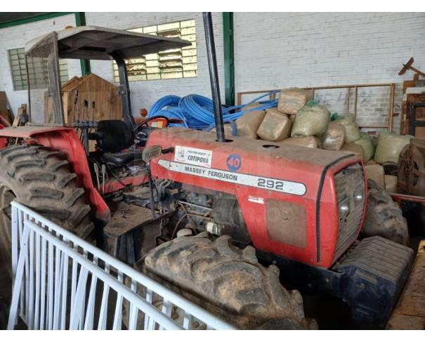 Foto de COTIPORÃ/RS - Trator agrícola Massey Fergusson MF 292