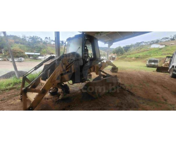 Foto de SANTA MARIA MADALENA/RJ - Retroescavadeira JCB, modelo 3CX
