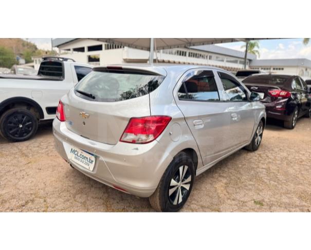 Foto de ITAÚNA/MG - CHEVROLET ONIX 10MT JOYE HATCH ANO 2018/2018 - SC1165