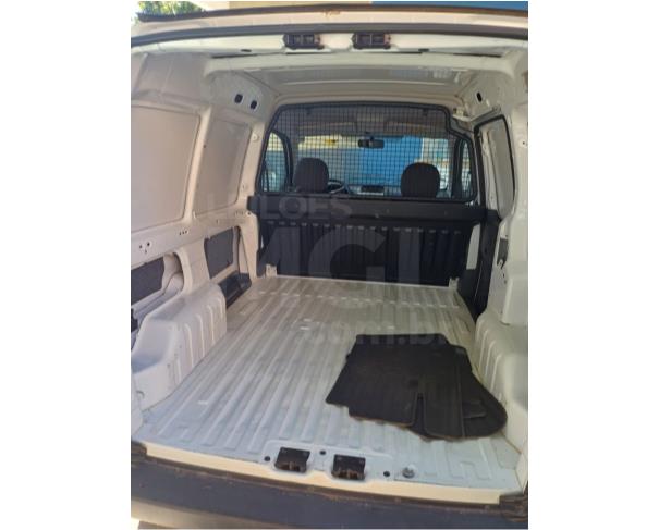 Foto de APIACÁ/ES-Peugeot Partner 1.6 2021/2022