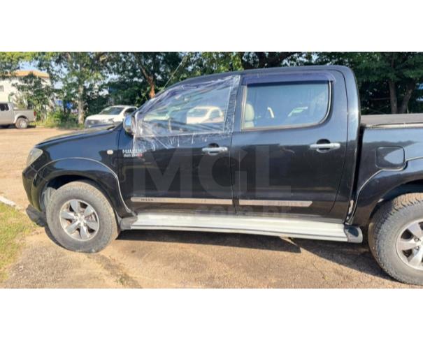 Foto de ITAÚNA/MG - CAMINHONETE TOYOTA/HILUX CABINE DUPLA 4X4 SRV ANO 2008/2009 - SC1101