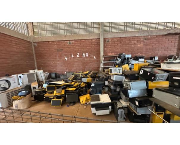 Foto de VALENÇA/BA – Sucata Ferrosa Diversas (Fogões, geladeiras, armários de ferro, diversos mecânica, ventiladores, monitores, CPU’s, macas dentre outros)