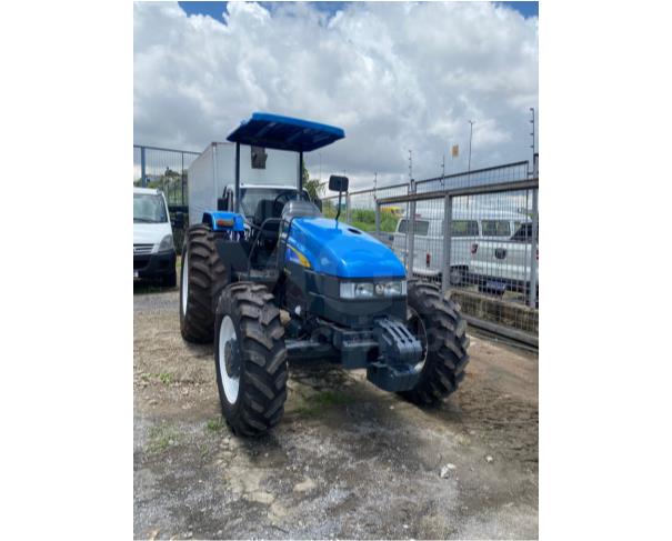 Foto de CONTAGEM MG - TRATOR DE PNEUS NEW HOLLAND TL 75 ANO 2012 COM 2.900H