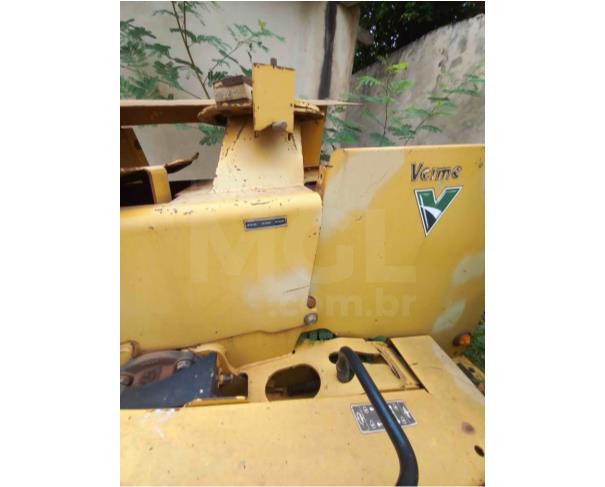 Foto de SANTA CRUZ DO RIO PARDO/SP - Triturador de Galhos; marca Vermeer, modelo BC 1000 XL