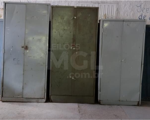 Foto de SENADOR CORTES/MG - Lote de Mobiliário em Geral
