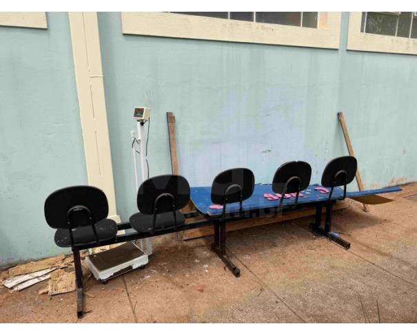 Foto de TIROS/MG - LOTE COMPOSTO POR MÓVEIS, EQUIPAMENTOS, ELETRÔNICOS E BENS DIVERSOS