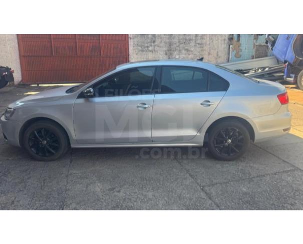 Foto de APARECIDA DE GOIÂNIA - VW JETTA 2.0 - RECUPERÁVEL - 2011/2011 - SN0000234