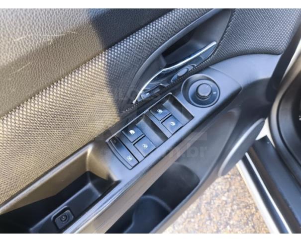 Foto de ITAÚNA/MG- CHEVROLET CRUZE LT 1.8 16V FLEXPOWER 4P AUT. 2014/2014- PA13241 