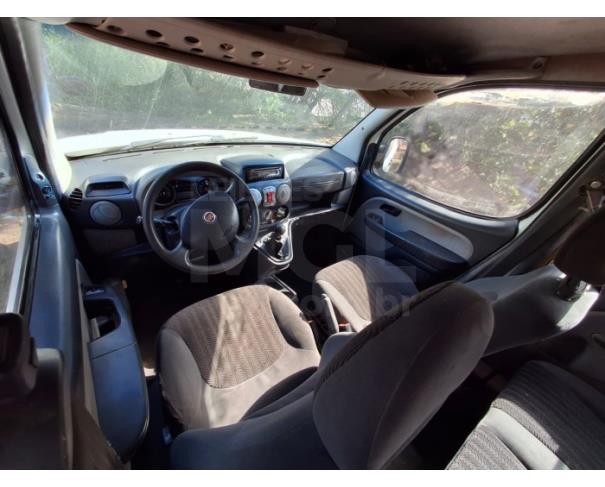 Foto de SANTA TEREZA/RS - CARRO - Fiat Doblo Essence 1.8, 2012/2013