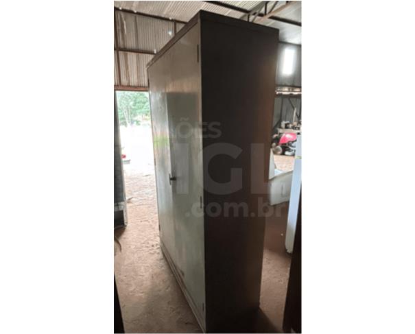 Foto de PONTES GESTAL/SP - Armários tipo vitrine, Camas com estrutura em MDP solteiro, Prateleiras de aço, e armário de madeira, Arquivos e armário de aço, Armário de aço