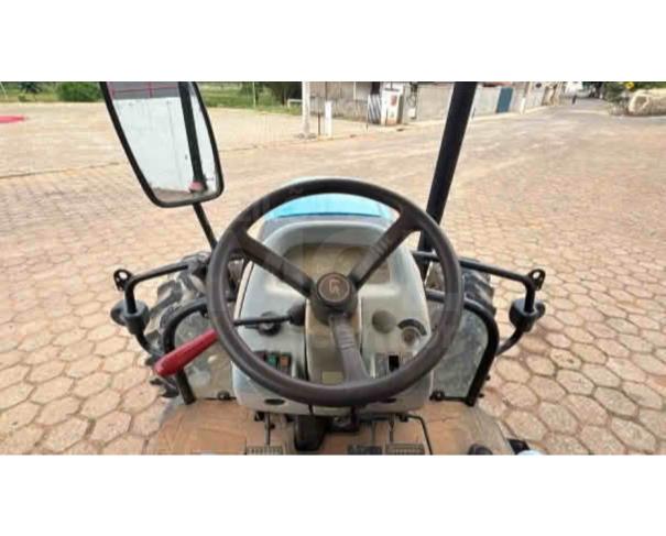 Foto de OLIMPIO NORONHA/MG - Trator Agrícola LS, modelo PLUS 90
