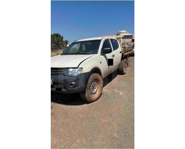 Foto de TIROS/MG - Caminhonete Mitsubishi L200 Triton GL D, 2017/2018, DIESEL 