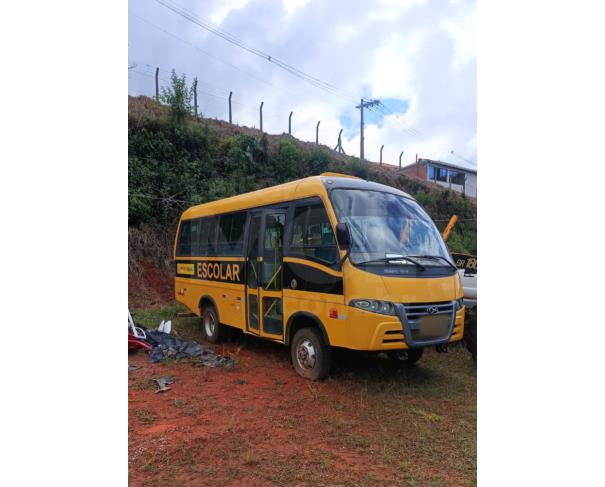 Foto de SÃO JOÃO DA MATA/MG - Ônibus Marcopolo Volare V8L 4X4 EO,  2013/2014