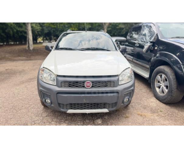 Foto de ITAÚNA/MG - CAMINHONETE FIAT/STRADA HARD WORKING CABINE DUPLA E ANO 2017/2017 - SC1128