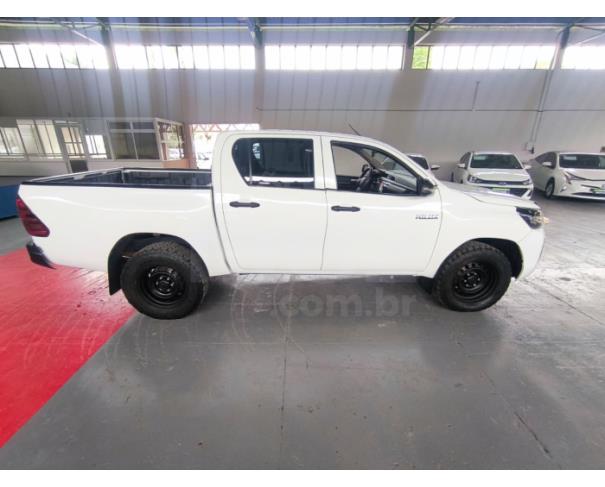 Foto de ITAÚNA/MG- TOYOTA HILUX CDLOWM4FD 2023/2023- PA13538