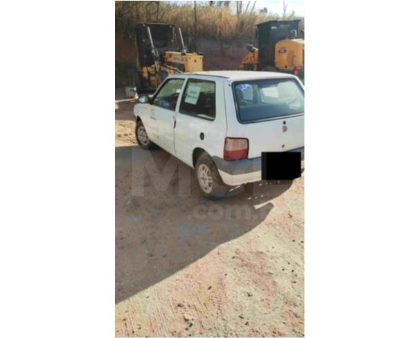 Foto de DIVINO DAS LARANJEIRAS/MG -  Fiat Uno Mille Economy, 2012/2013, FLEX 